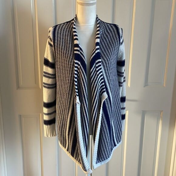 Ann Taylor Navy and Cream Stripe drape cardigan size small - Picture 2 of 5